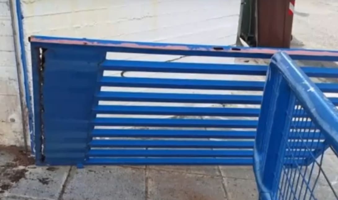 καγκελοπορτα